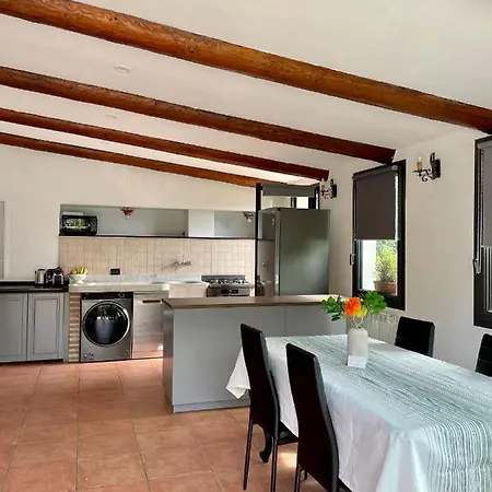 Apartment Rock House