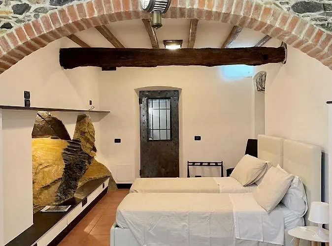 Rock House Apartment